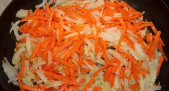 Поджарка из лука и моркови